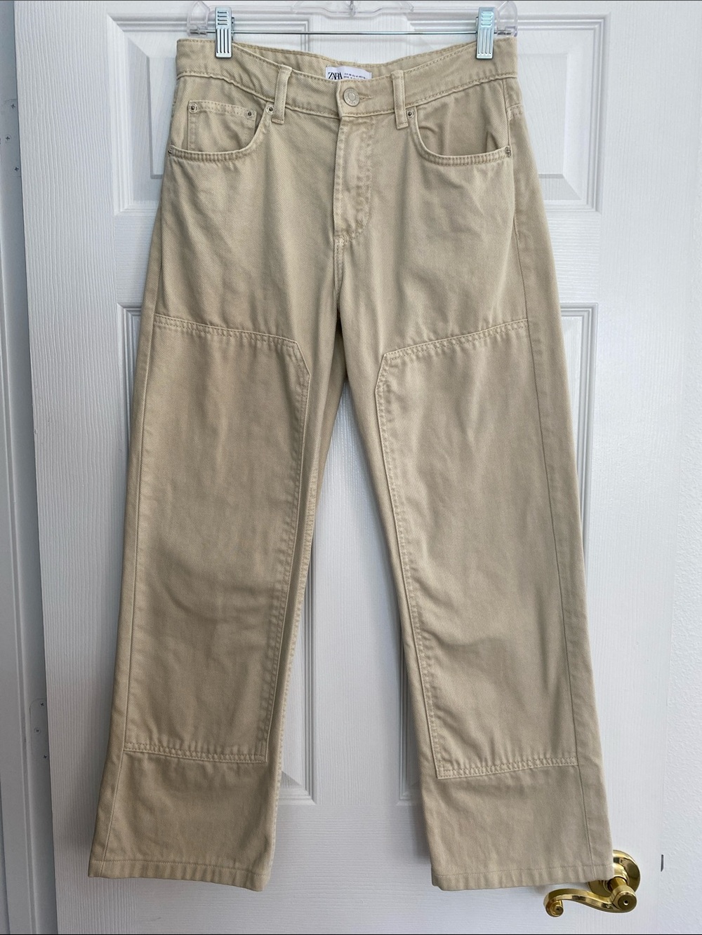 Zara Women's Straight Jeans in Beige Size 4
